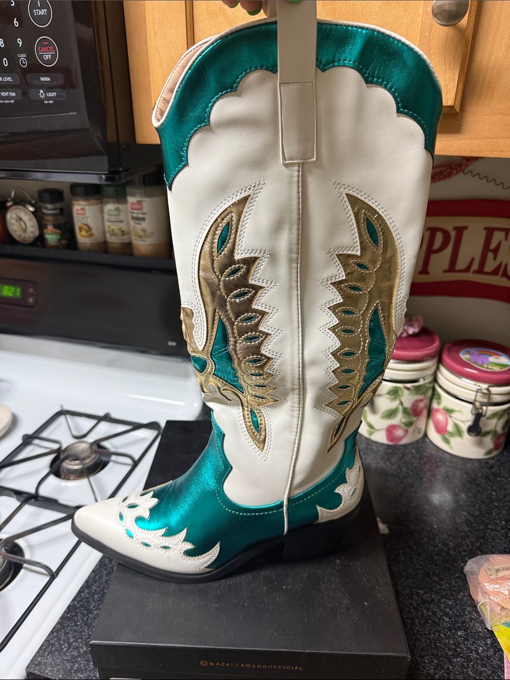 Women’s Teal and White Embroidered Heeled Cowboy Boots - Picture 6 of 6